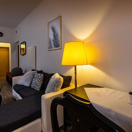 Apartman U Krizku Jihlava Exteriör bild
