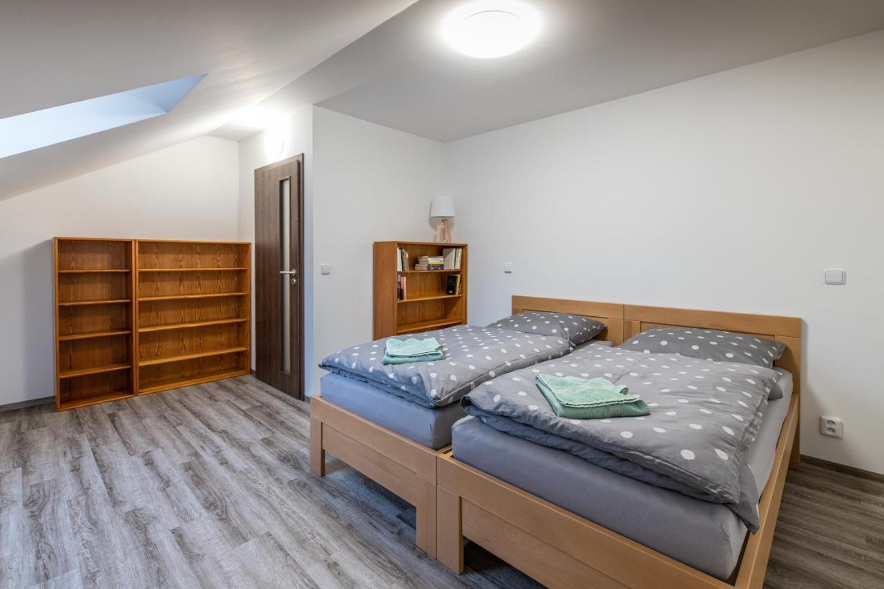 Apartman U Krizku Jihlava Exteriör bild